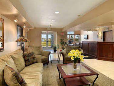 Baymont Inn & Suites By Wyndham Anchorage Airport מראה חיצוני תמונה